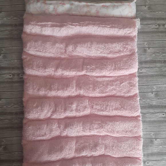 unbranded Other - Portable Roll-Up Plush Bed